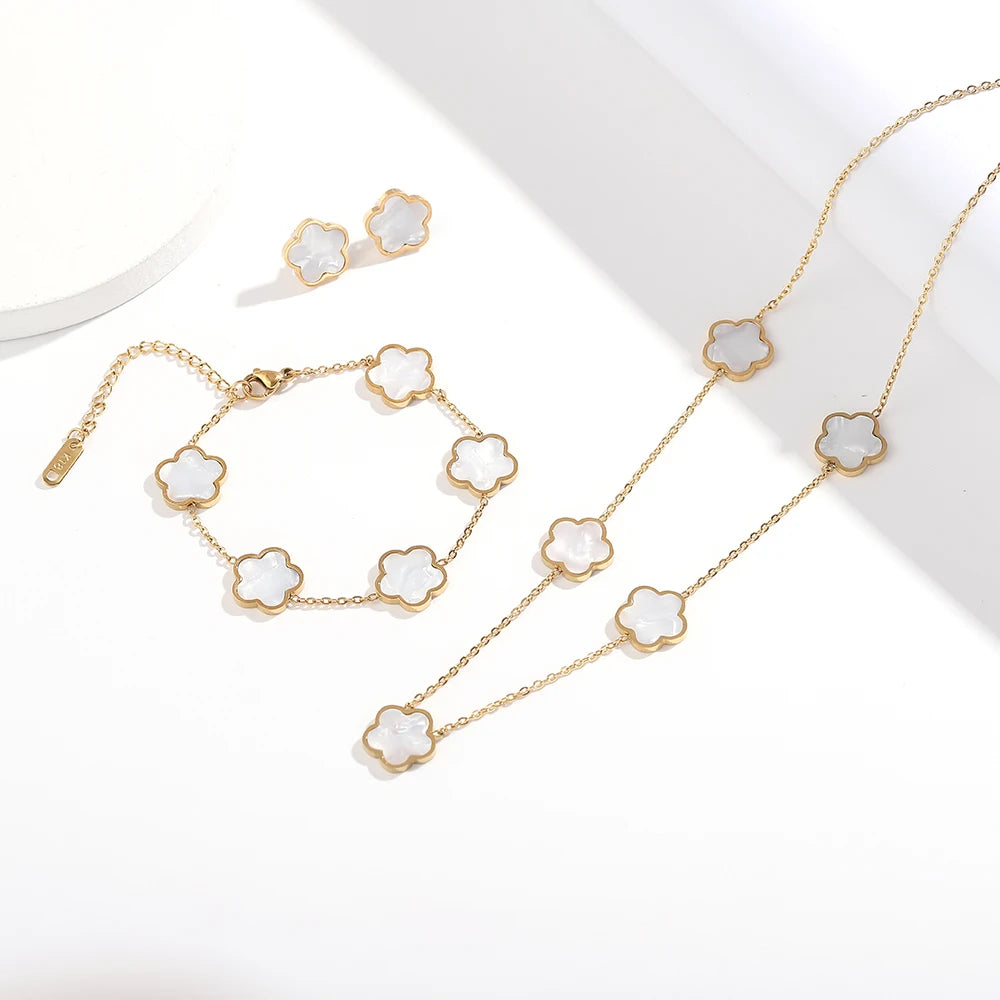 ALTERA 2023 High Quality Stainless Steel Luxury Five Leaf Flower Pendant Jewelry Set/3pcs for Women Clover Bracelet Jewelry Gift