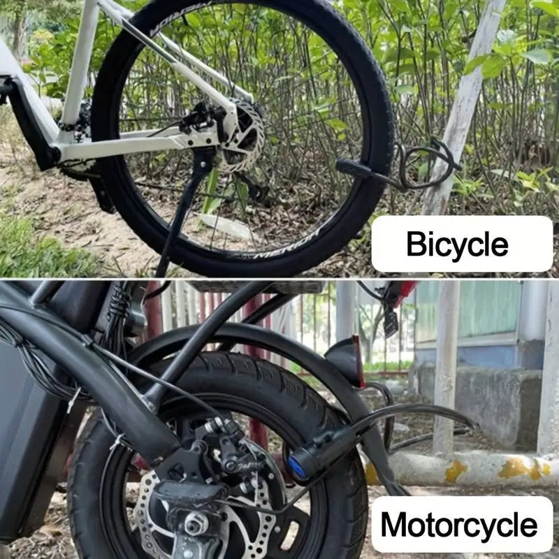 Heavy Duty Motorcycle Chain Lock 80cm Metal Anti Theft Bike Lock with 2 Keys for Maximum Security and Reinforcement of Bicycle securing rear wheels of bicycle and motorcycle outdoors.